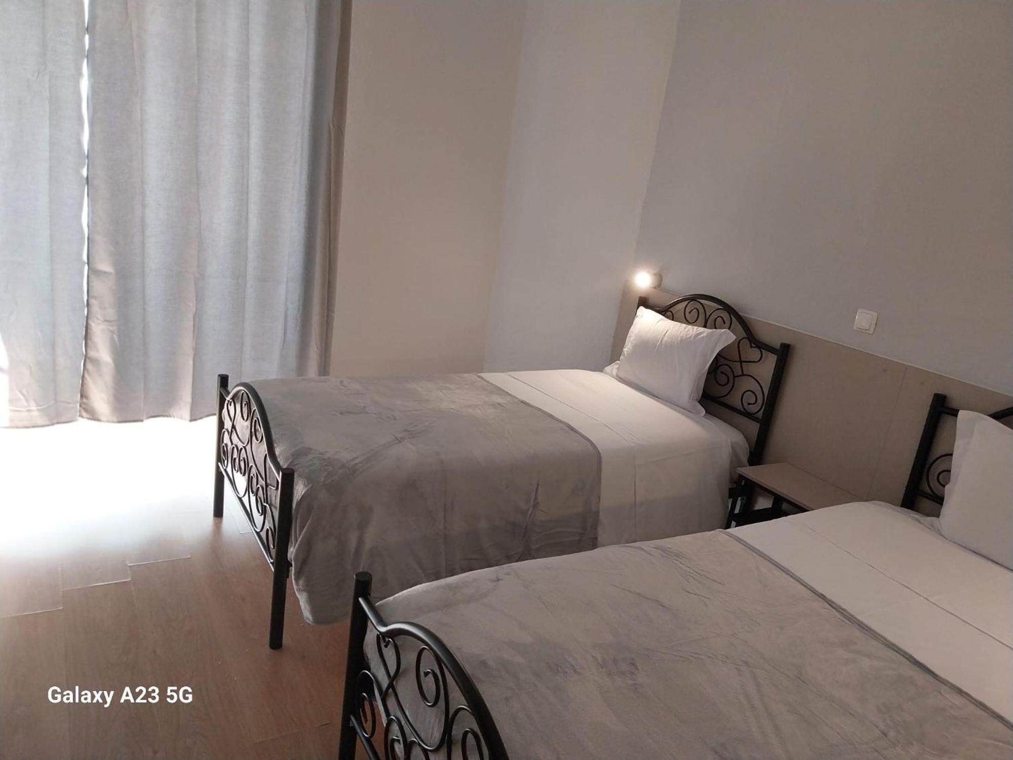 Pensao Nova Goa Hotel Lisboa Eksteriør billede